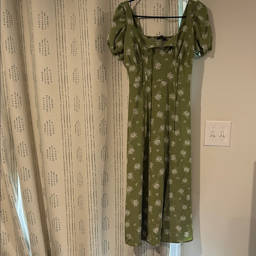 Chic Olive Floral Maxi Dress - Picture 8 of 15